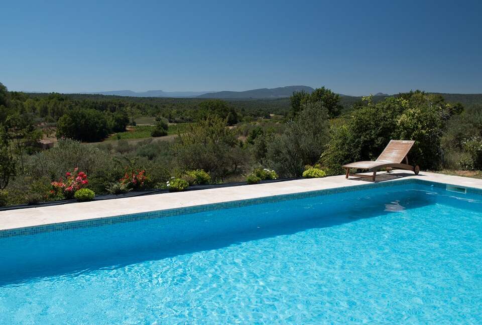 Beautiful French Farmhouse in Provence - Aups, France