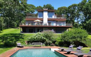 Hamptons - Montauk Luxury Modern Oasis, Walking Distance to Private Beach - Montauk, New York