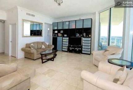 Sunny Isles Oceanfront Luxury - Sunny Isles Beach, Miami, Florida