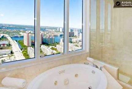 Sunny Isles Oceanfront Luxury - Sunny Isles Beach, Miami, Florida