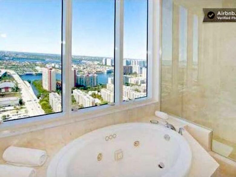 Sunny Isles Oceanfront Luxury - Sunny Isles Beach, Miami, Florida