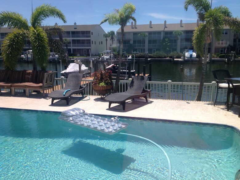 Canal Waterfront Dream - Tierra Verde, Florida