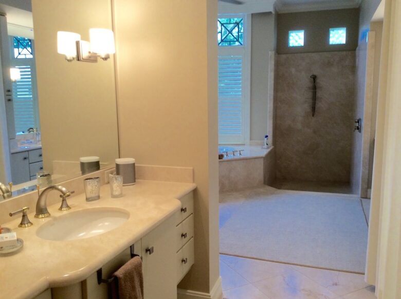 Bonita Bay Estate Home with glass walled dining room overlooking 10,000 gallon pond. - Bonita Springs, Florida