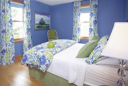 Niagara Vineyard Estate House - Niagara, Canada