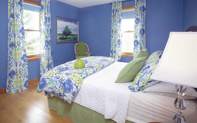 Niagara Vineyard Estate House - Niagara, Canada