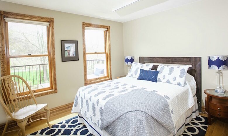 Niagara Vineyard Estate House - Niagara, Canada