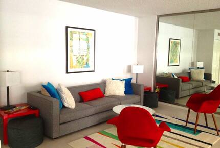 Miami Beach, Mid-Beach  Large 2BR  Beach Front on Collins Ave. -  Comfortably Sleeps 4-6 - Miami Beach, Florida