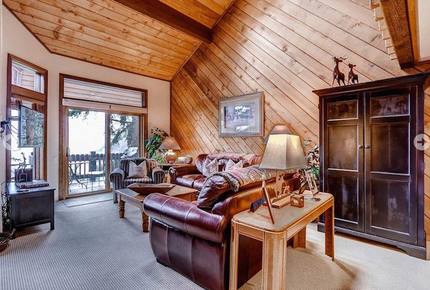 Ridgepoint Townhomes at Beaver Creek, Three Bedroom Residence - Avon, Colorado