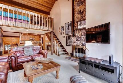 Ridgepoint Townhomes at Beaver Creek, Three Bedroom Residence - Avon, Colorado