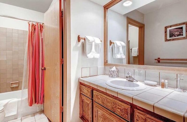 Ridgepoint Townhomes at Beaver Creek, Three Bedroom Residence - Avon, Colorado