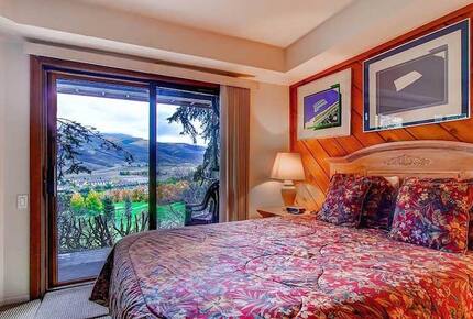 Ridgepoint Townhomes at Beaver Creek, Three Bedroom Residence - Avon, Colorado