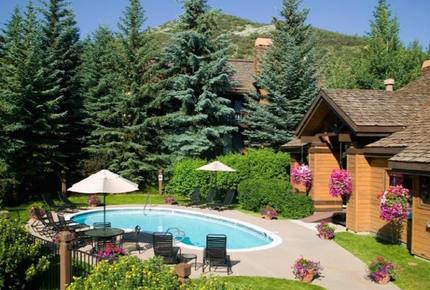 Ridgepoint Townhomes at Beaver Creek, Three Bedroom Residence - Avon, Colorado