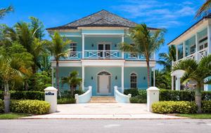 Waterfront Home with Pool in Old Fort Bay - Old Fort Bay, Bahamas