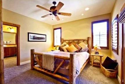 Mammoth Lakes Luxury Living - Mammoth Lakes, California