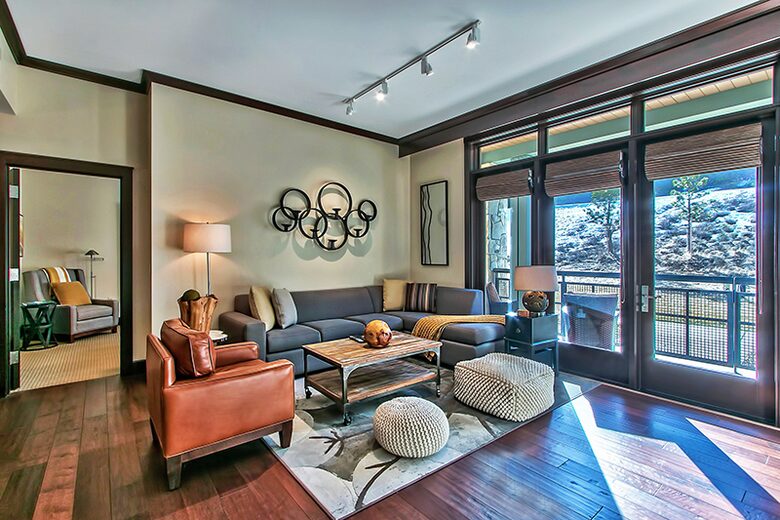 2 Bedroom Lake Tahoe Residence with Ritz Resort Amenities - Truckee, California