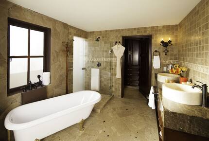 Hacienda Encantada, 3 Bedroom Penthouse - Cabo San Lucas, Mexico