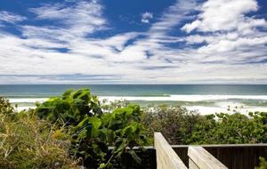 Stunning Beachfront House on Sunshine Beach - Sunshine Beach, Australia