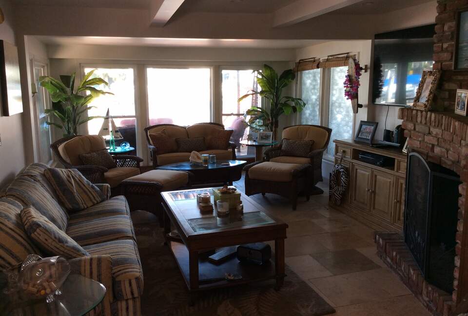 On The Water Newport Beach - Newport Beach, California