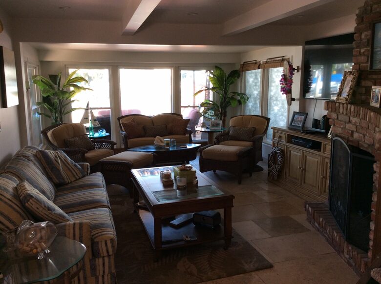 On The Water Newport Beach - Newport Beach, California