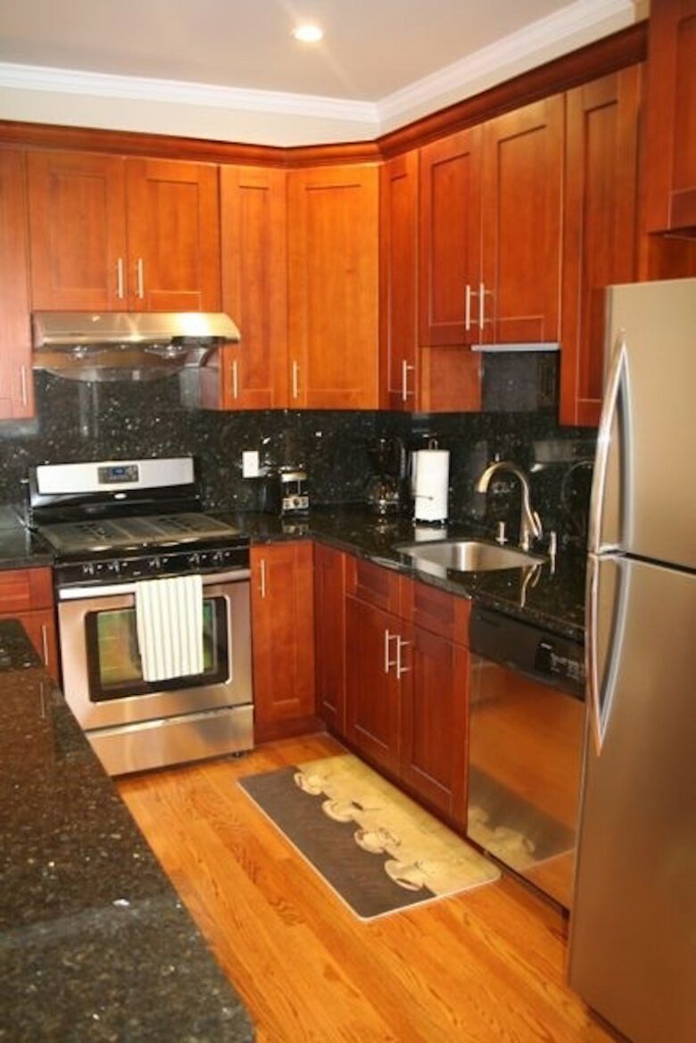 Edwardian Style Flat - San Francisco, California