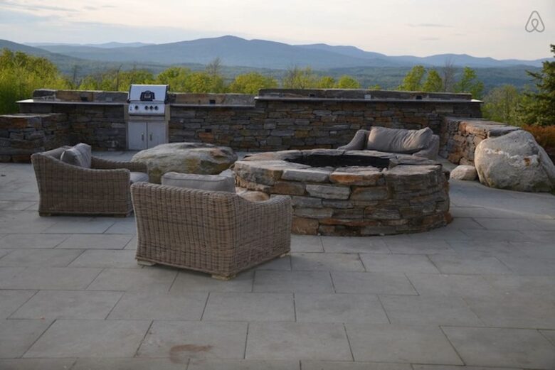 Stratton Mountain Contemporary Home - Winhall, Vermont