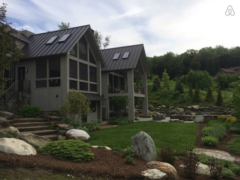 Stratton Mountain Contemporary Home - Winhall, Vermont