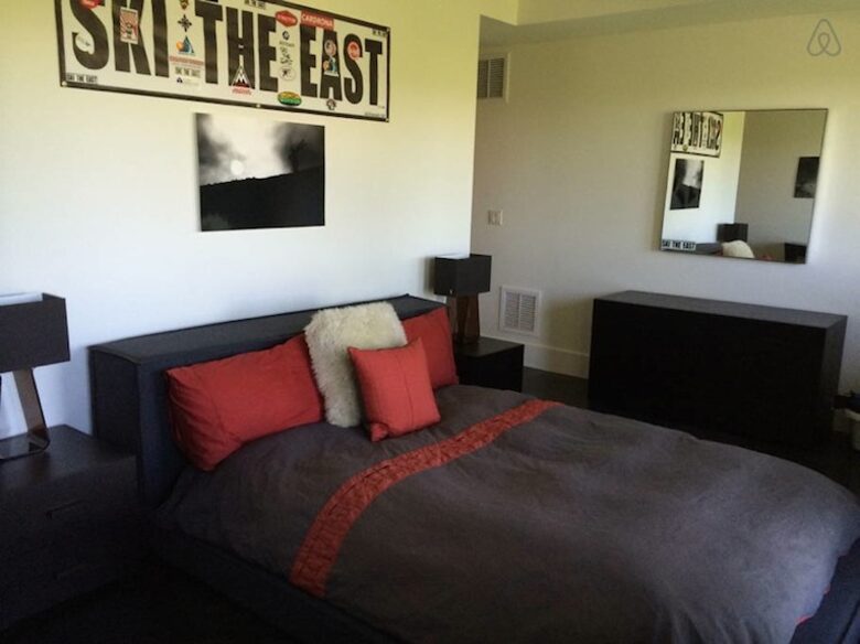 Stratton Mountain Contemporary Home - Winhall, Vermont