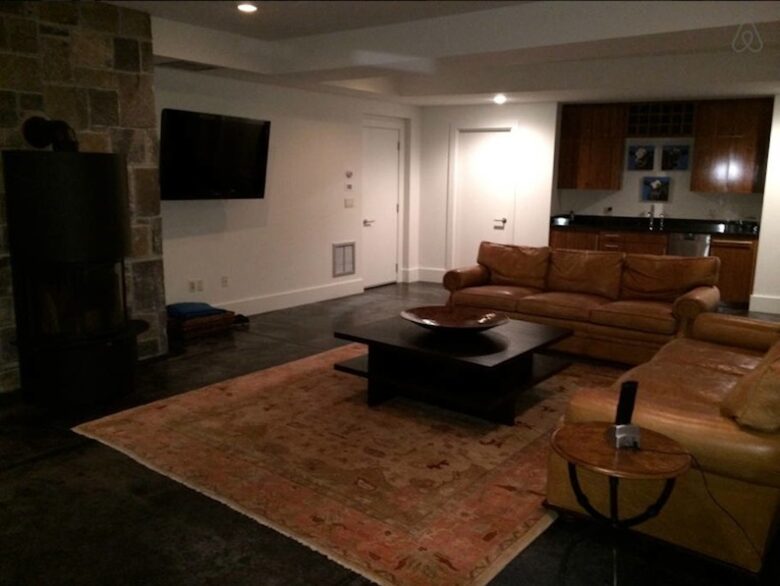 Stratton Mountain Contemporary Home - Winhall, Vermont