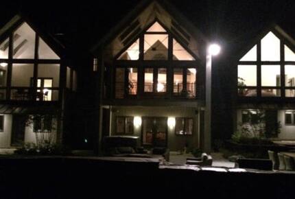 Stratton Mountain Contemporary Home - Winhall, Vermont