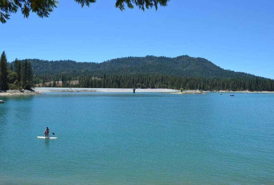 Lakefront Yosemite Mountain Getaway - Yosemite Bass Lake, California