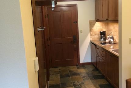 Resort at Squaw Creek, Lake Tahoe Ski In/Ski Out - Olympic Valley, California