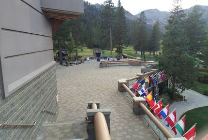 Resort at Squaw Creek, Lake Tahoe Ski In/Ski Out - Olympic Valley, California