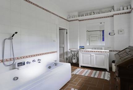 Amazing Villa Monte Quercione - Bologna, Italy