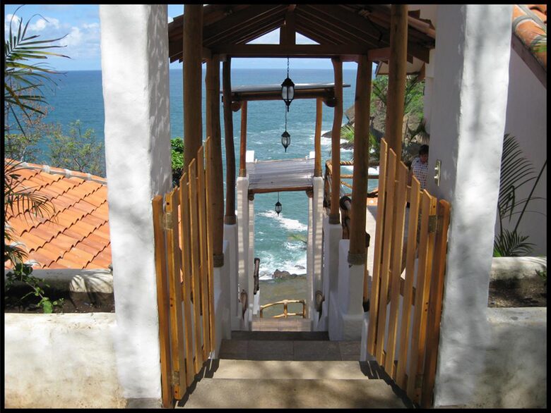 La Joya - Bahia Gigante, Nicaragua