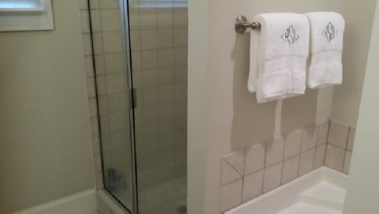 UNC Tickets & Townhouse - Chapel Hill, North Carolina