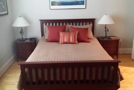 UNC Tickets & Townhouse - Chapel Hill, North Carolina