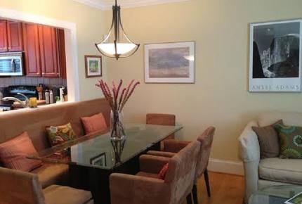 UNC Tickets & Townhouse - Chapel Hill, North Carolina