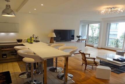 Posh Paris Residence - Paris, France