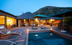 A Luxury Tent at HillsNek Safari Camp - Sidbury, South Africa