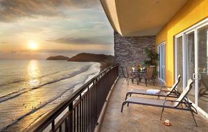 Vista Las Palmas - 3 Bedroom Residence - Jaco, Costa Rica