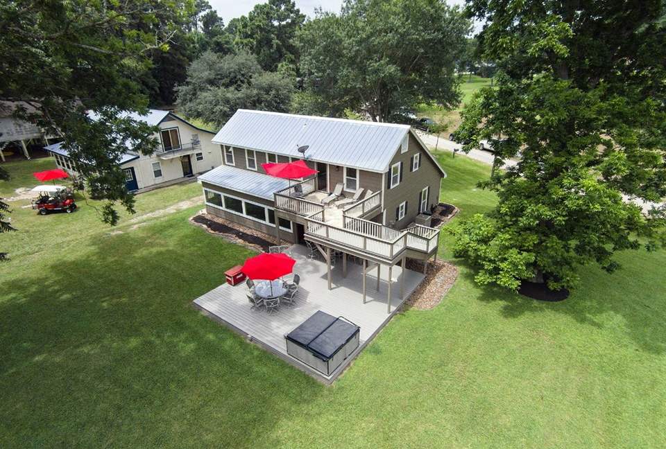 Texas Lake House Getaway - Coldspring, Texas