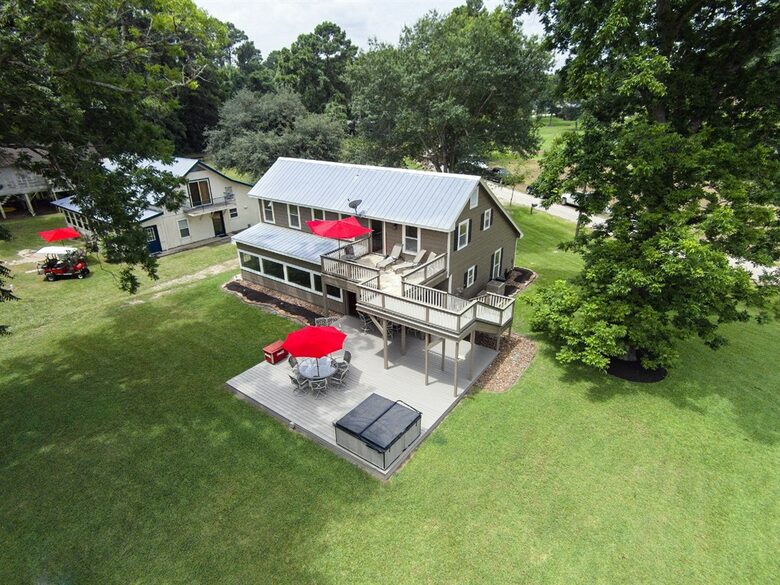Texas Lake House Getaway - Coldspring, Texas