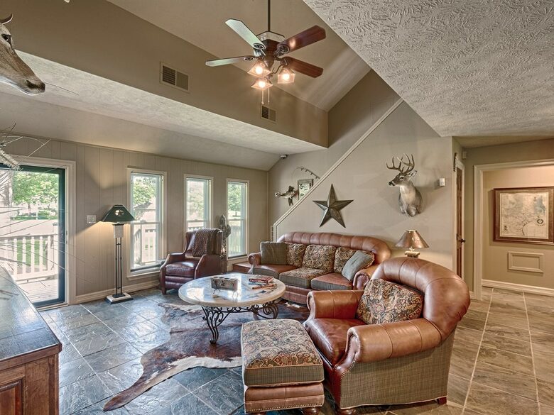 Texas Lake House Getaway - Coldspring, Texas