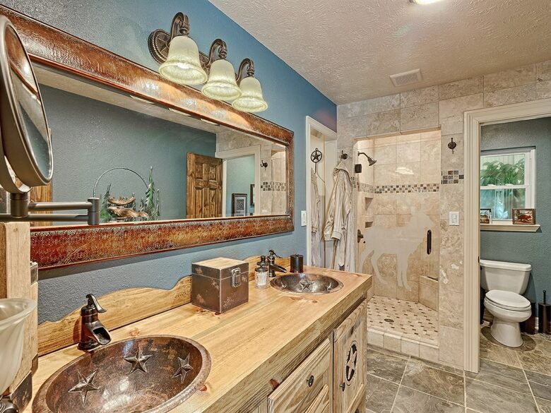 Texas Lake House Getaway - Coldspring, Texas