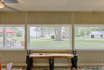 Texas Lake House Getaway - Coldspring, Texas