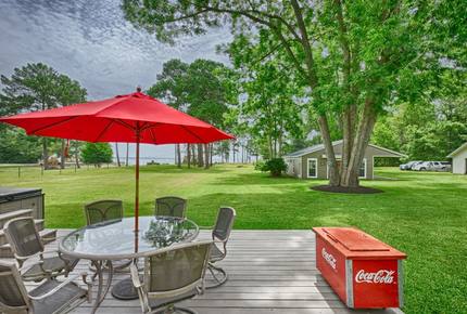 Texas Lake House Getaway - Coldspring, Texas