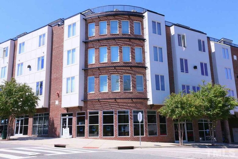 UNC Tickets & Townhouse - Chapel Hill, North Carolina