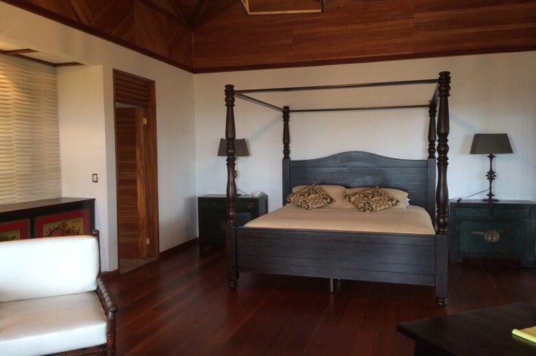 Luxury Villa Overlooking Ocean with Private Golf Course - Cahuita, Costa Rica