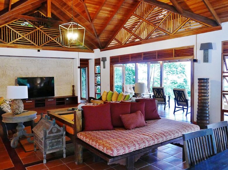 Luxury Villa Overlooking Ocean with Private Golf Course - Cahuita, Costa Rica