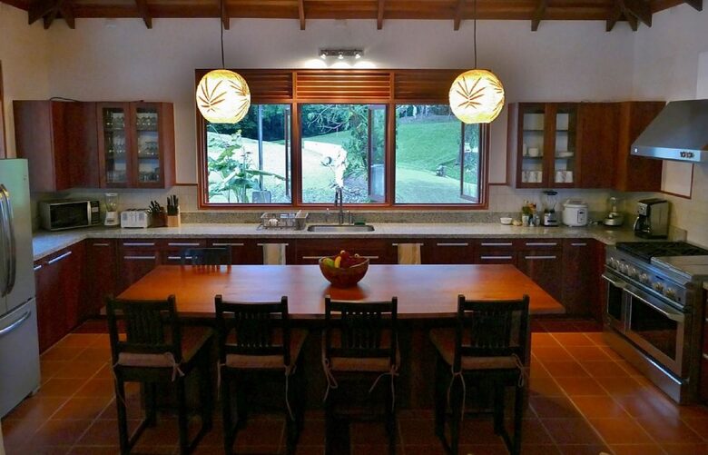 Luxury Villa Overlooking Ocean with Private Golf Course - Cahuita, Costa Rica